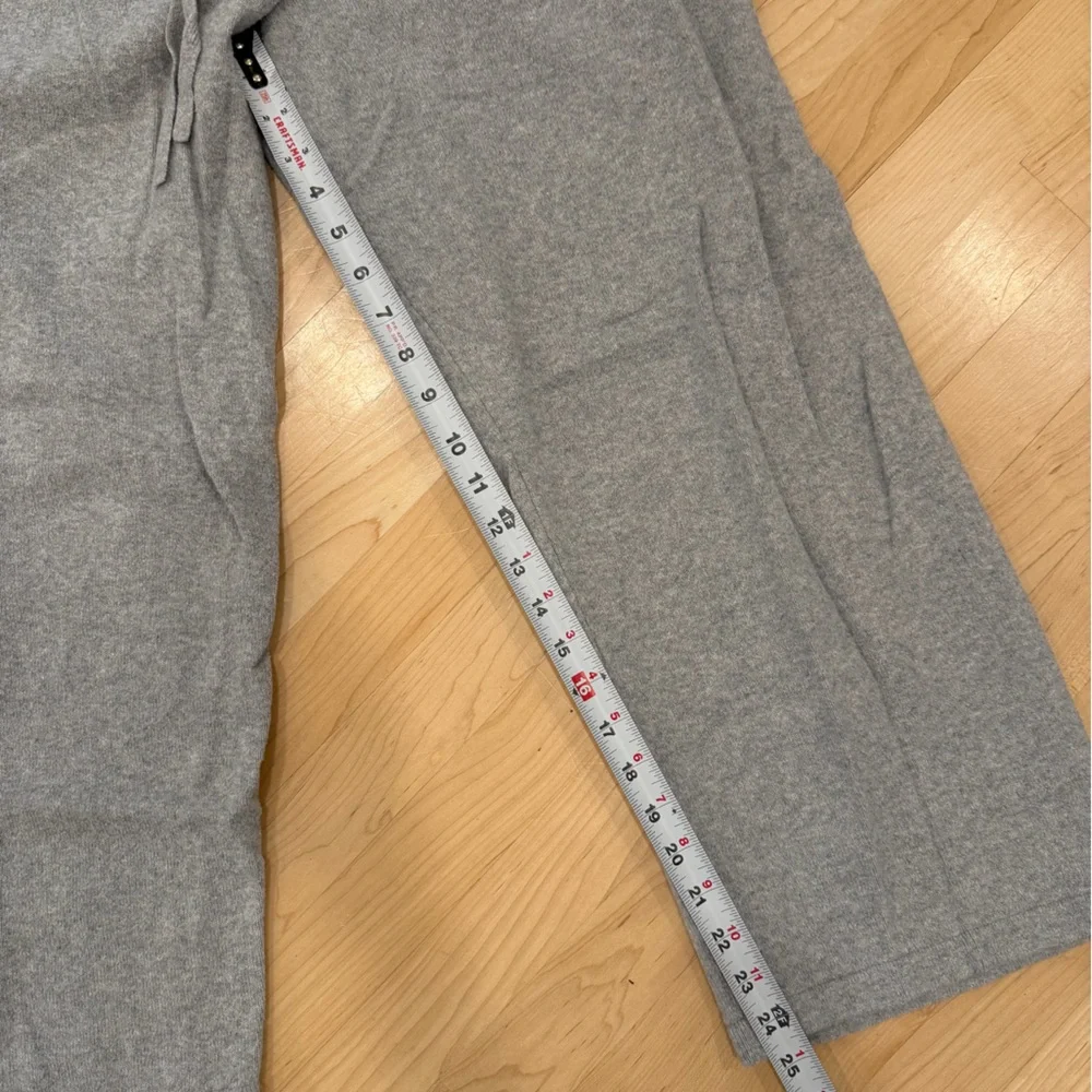 GAP Women's Sweater Gray Lounge Pants - Picture 3 of 6
